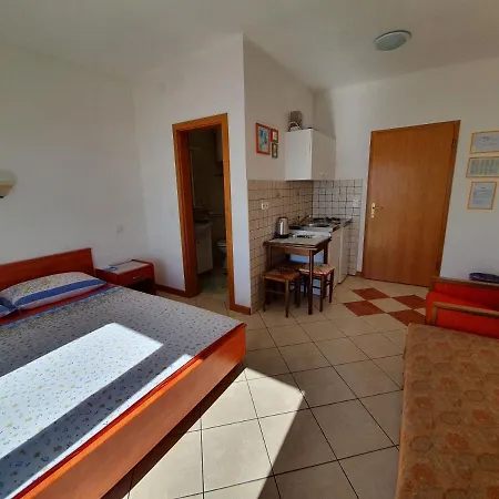 Studio Badnje Apartment Dramalj